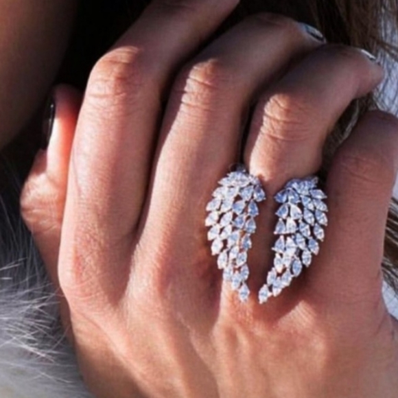 Diamond Angel Wing Ring - Picture 14 of 15